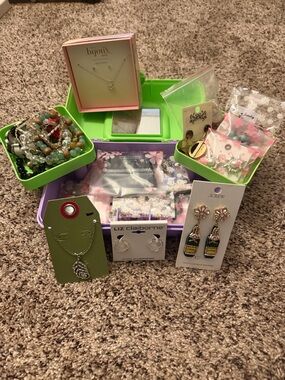 Mini Caboodle with Jewelry